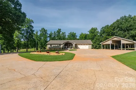 304 Mcmurray Road Rutherfordton NC 28139