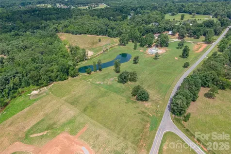 304 Mcmurray Road Rutherfordton NC 28139