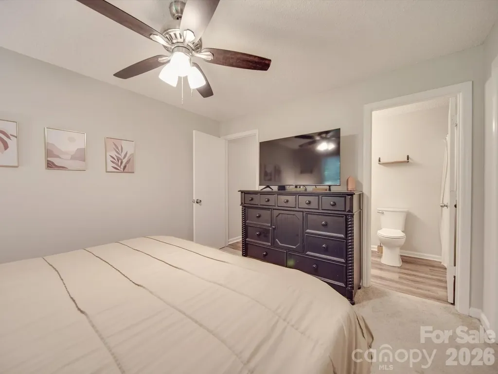 1052 Churchill Downs Court Charlotte NC 28211
