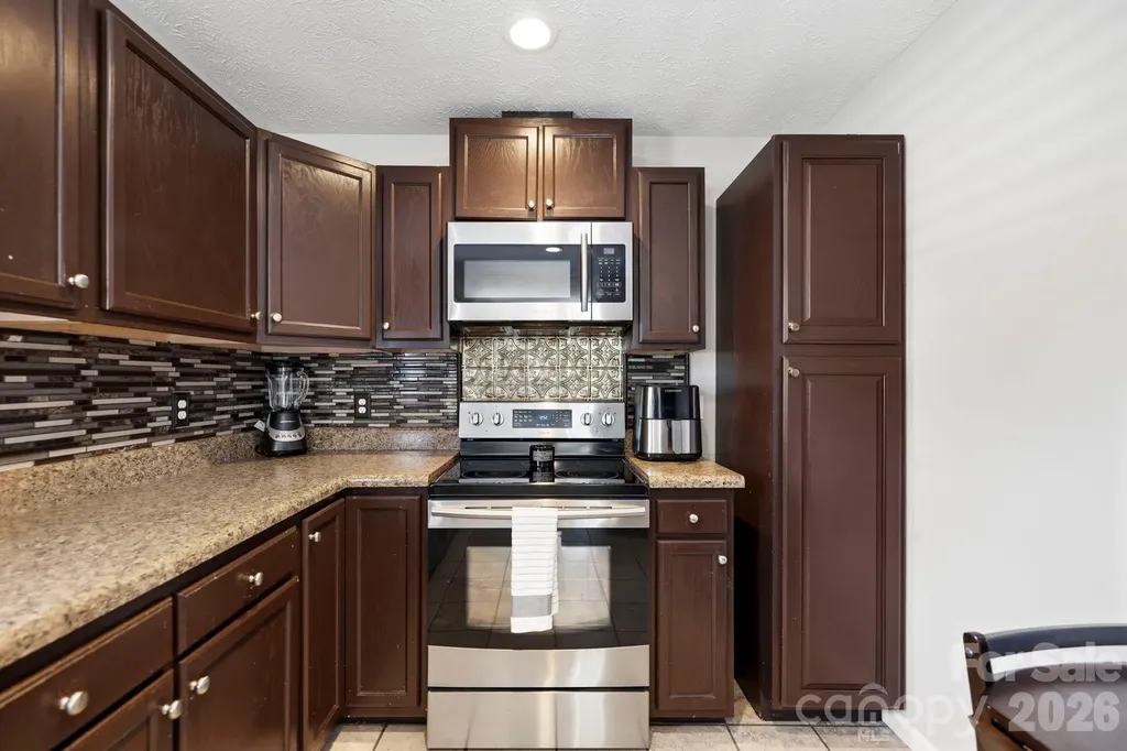 51 Kay Thomas Drive Hendersonville NC 28792