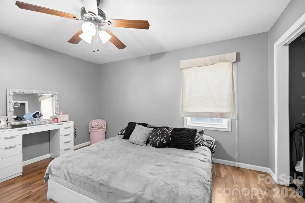 51 Kay Thomas Drive Hendersonville NC 28792