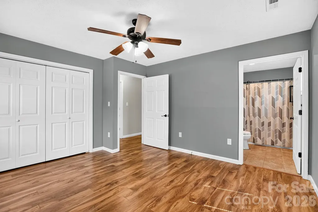 51 Kay Thomas Drive Hendersonville NC 28792