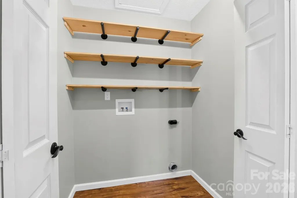51 Kay Thomas Drive Hendersonville NC 28792