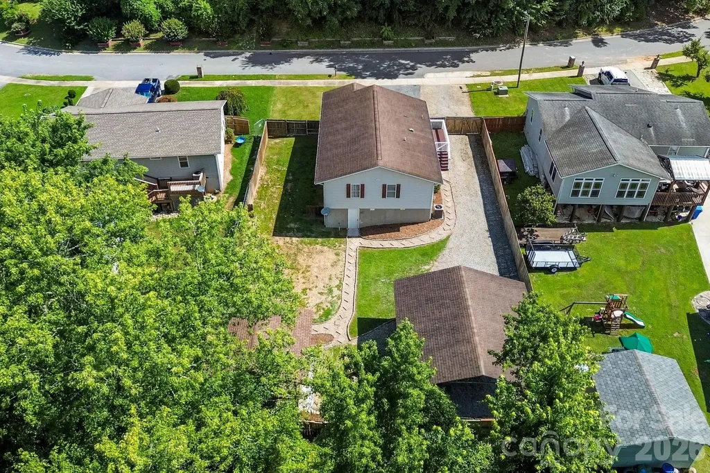 51 Kay Thomas Drive Hendersonville NC 28792