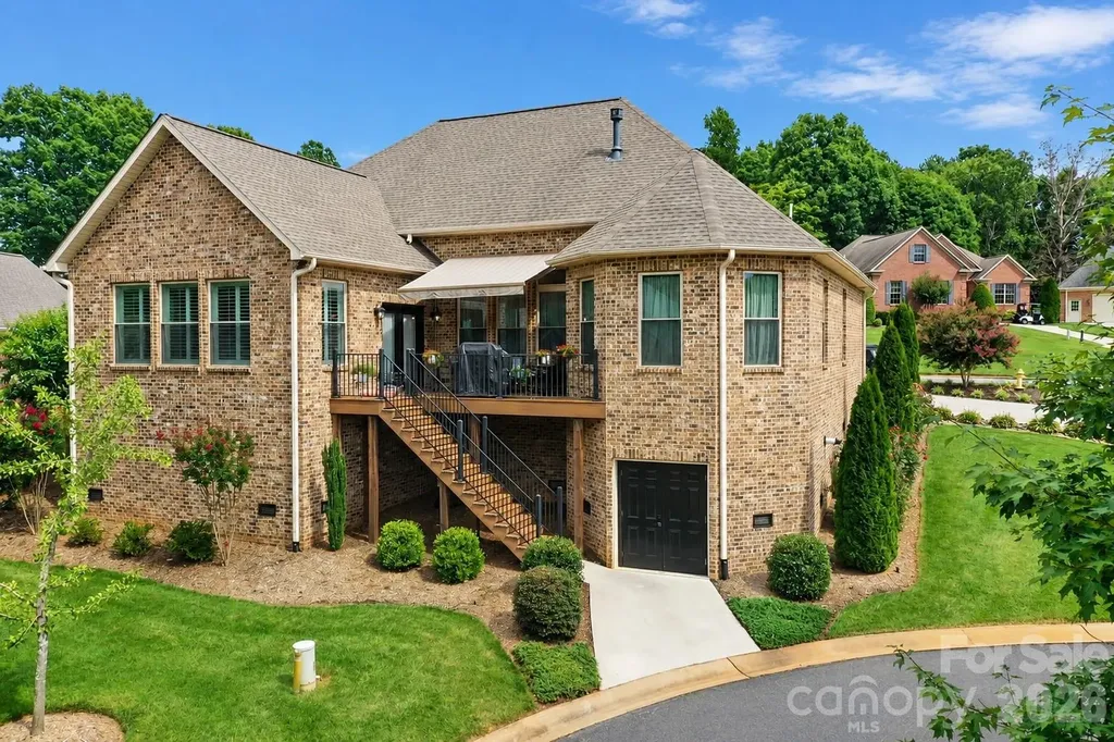 3793 Sarazen Court NE Conover NC 28613