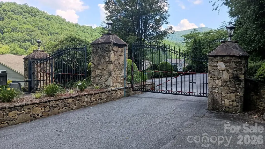 00 Cool August Heights Waynesville NC 28785