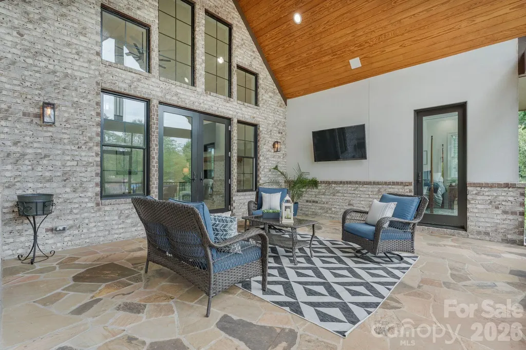 1535 Reflection Pointe Boulevard Belmont NC 28012