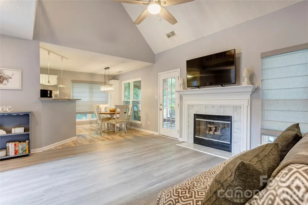 3688 Lake Spring Avenue NW Concord NC 28027