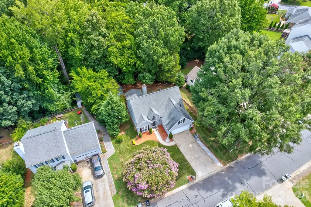 3688 Lake Spring Avenue NW Concord NC 28027