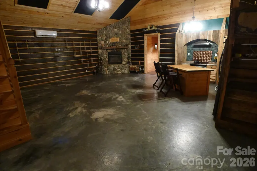 241 Grannaman Drive Mocksville NC 27028