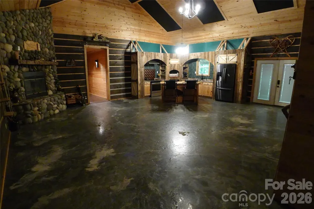 241 Grannaman Drive Mocksville NC 27028