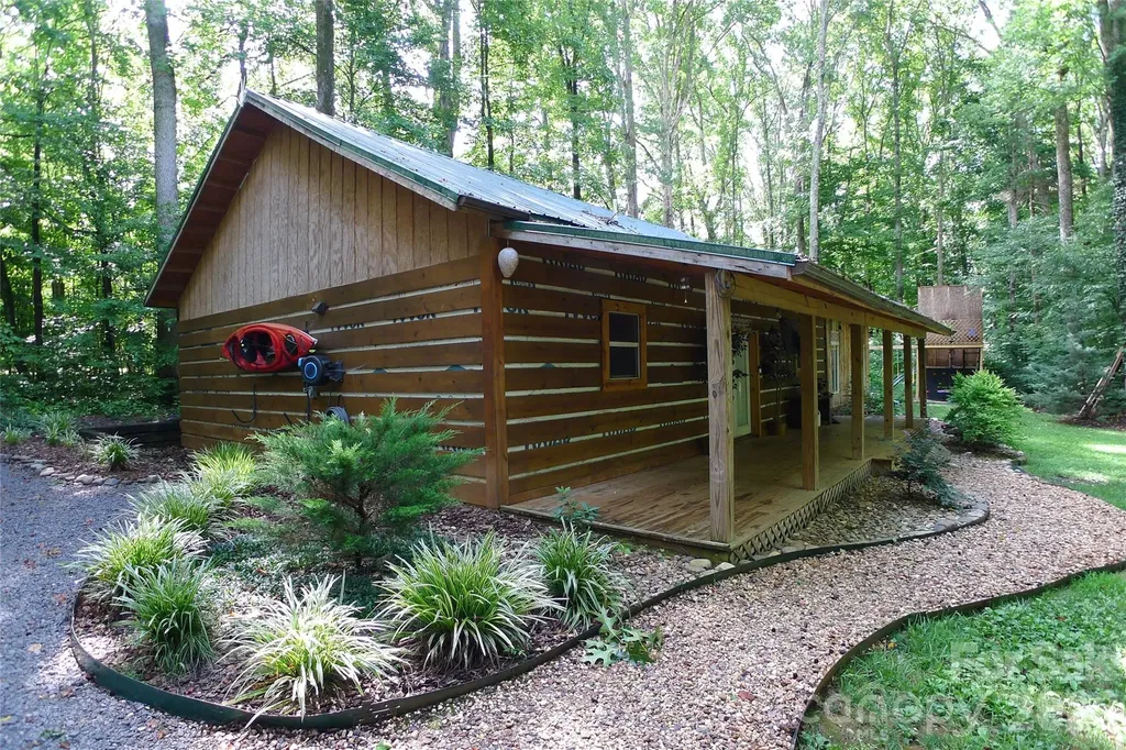 241 Grannaman Drive Mocksville NC 27028