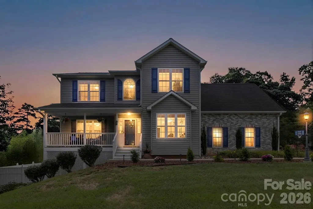 20 Good Day Court Candler NC 28715