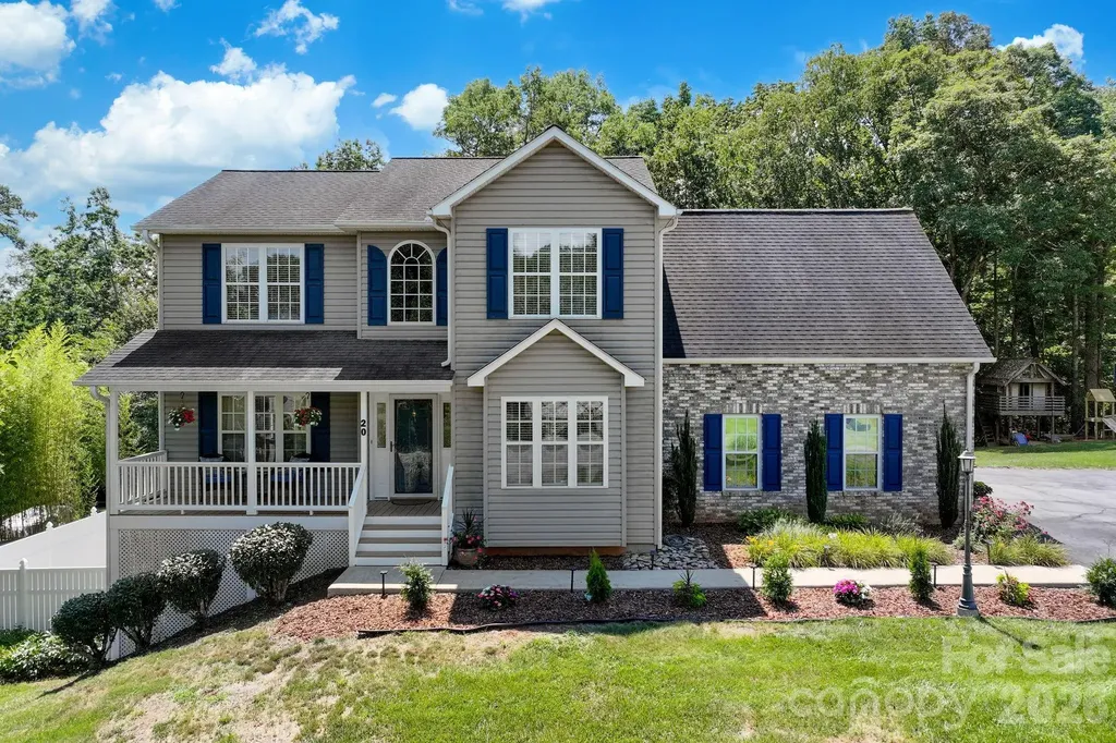 20 Good Day Court Candler NC 28715