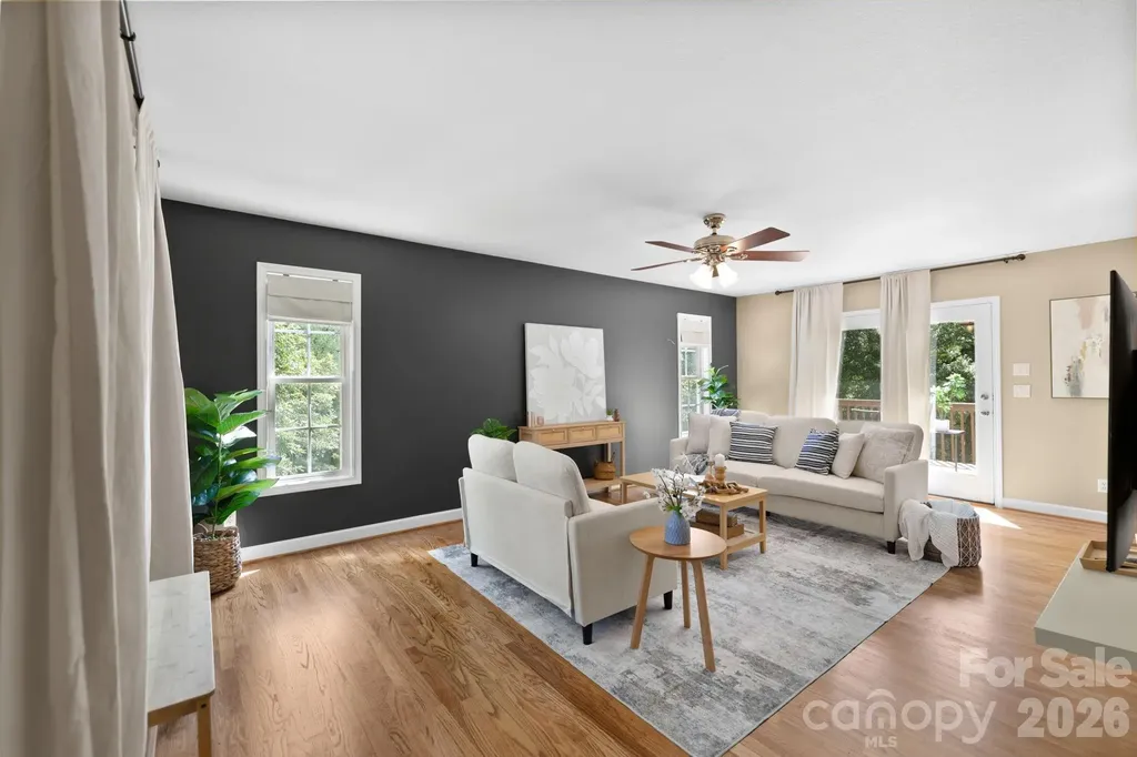 20 Good Day Court Candler NC 28715