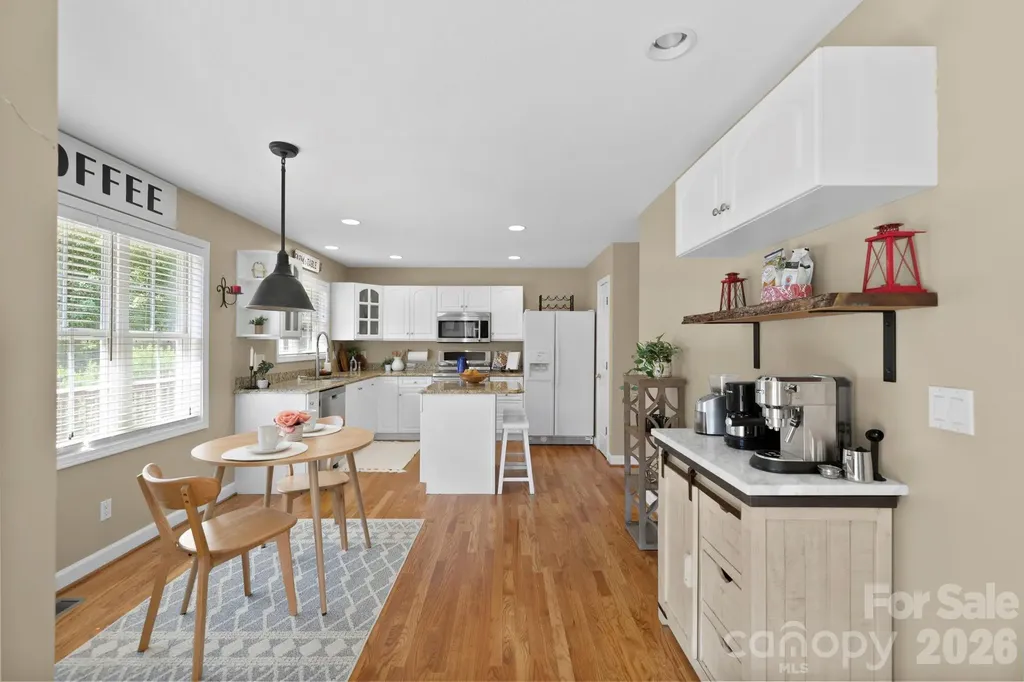 20 Good Day Court Candler NC 28715