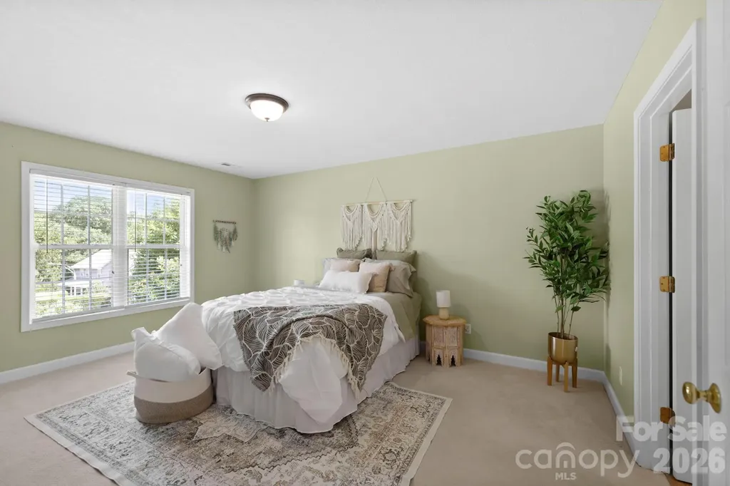 20 Good Day Court Candler NC 28715