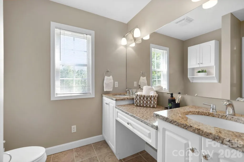 20 Good Day Court Candler NC 28715
