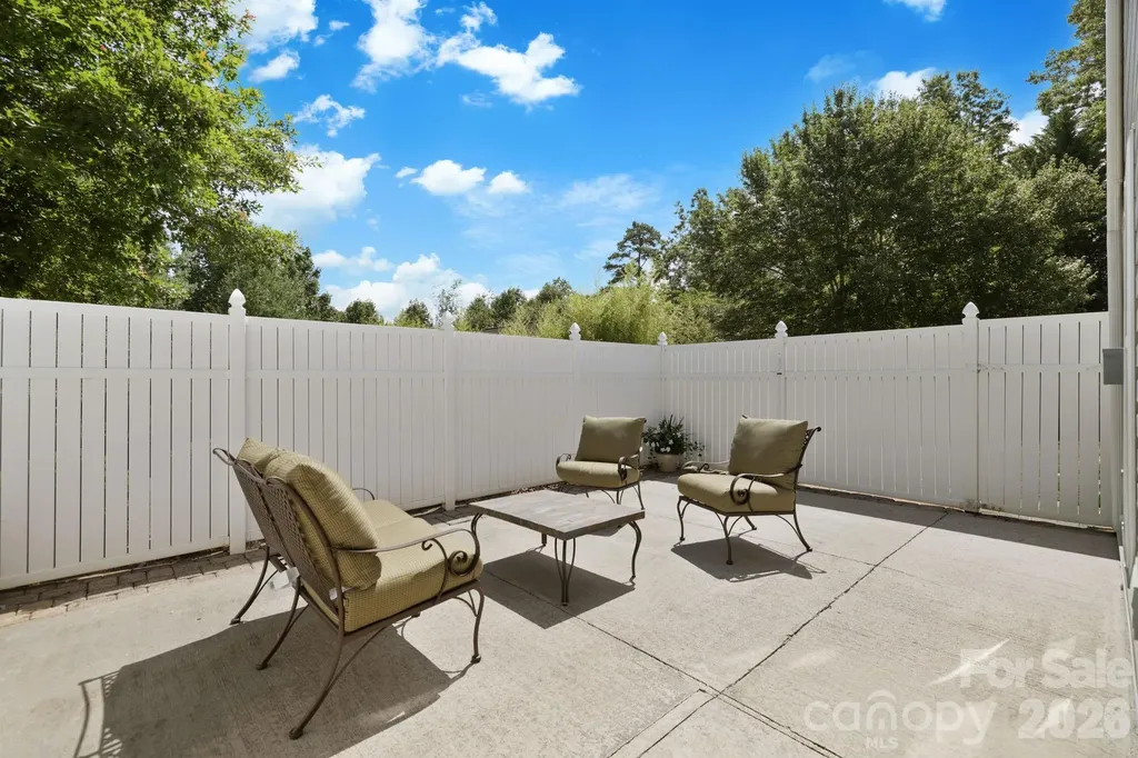 20 Good Day Court Candler NC 28715