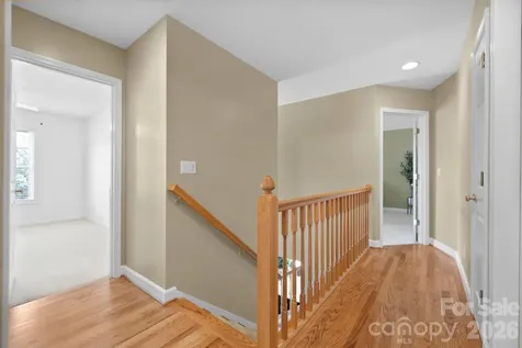 20 Good Day Court Candler NC 28715