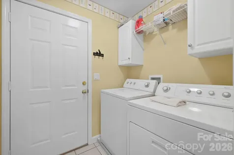 20 Good Day Court Candler NC 28715
