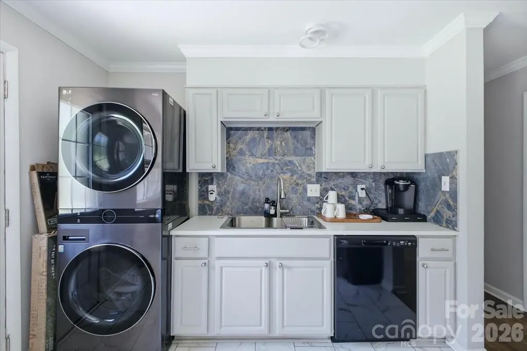 2521 Alleghany Street Charlotte NC 28208