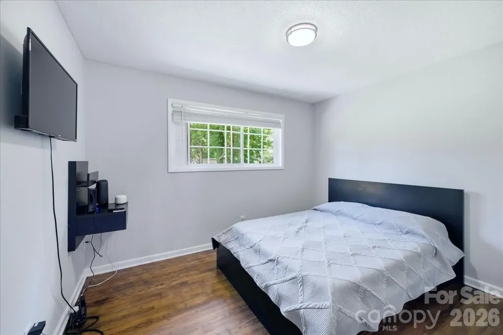 2521 Alleghany Street Charlotte NC 28208