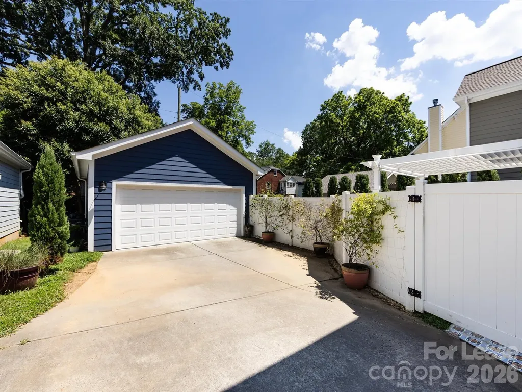 1937 Lela Avenue Charlotte NC 28208