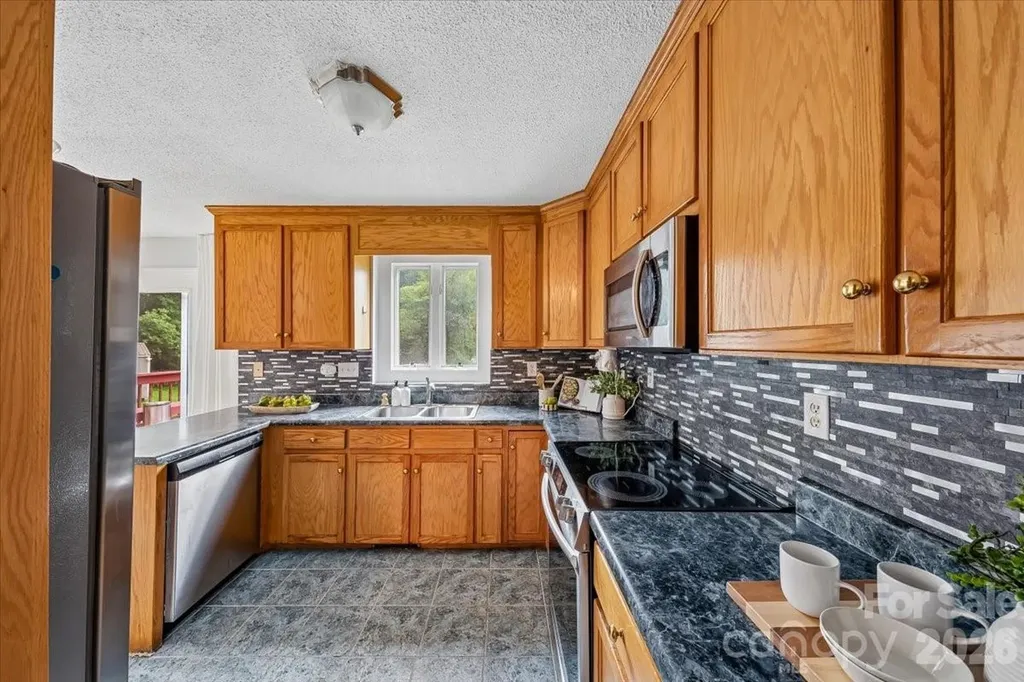508 Watergate Circle Gastonia NC 28052