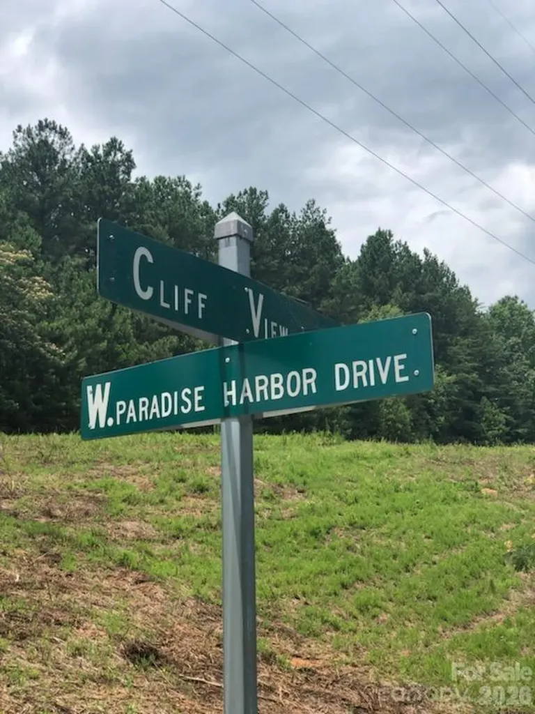 1018 Cliffview Drive Connelly Springs NC 28612