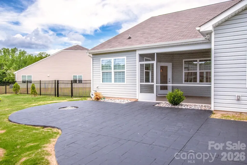 5623 Newton Way Maiden NC 28650