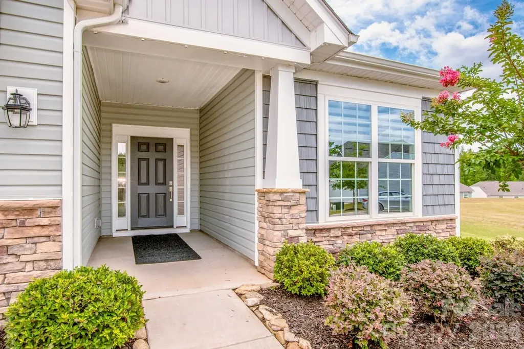 5623 Newton Way Maiden NC 28650