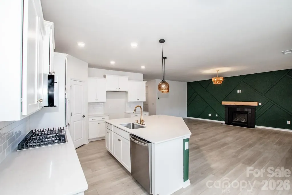 5623 Newton Way Maiden NC 28650