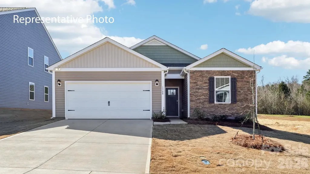 466 Dazzle Loop Newton NC 28658