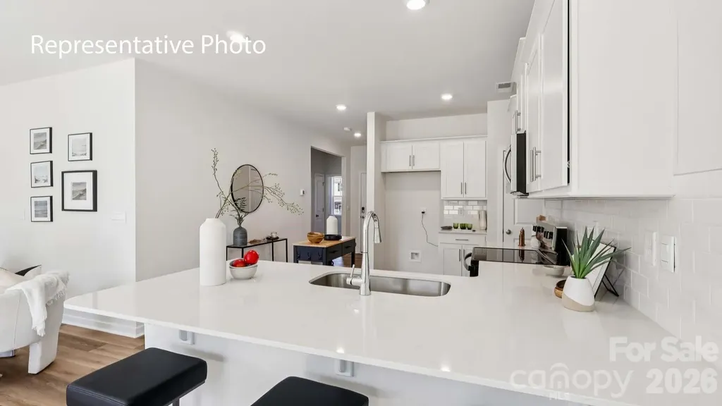466 Dazzle Loop Newton NC 28658
