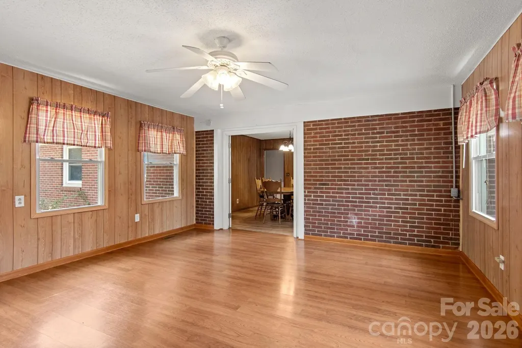 307 Somerset Drive Kings Mountain NC 28086