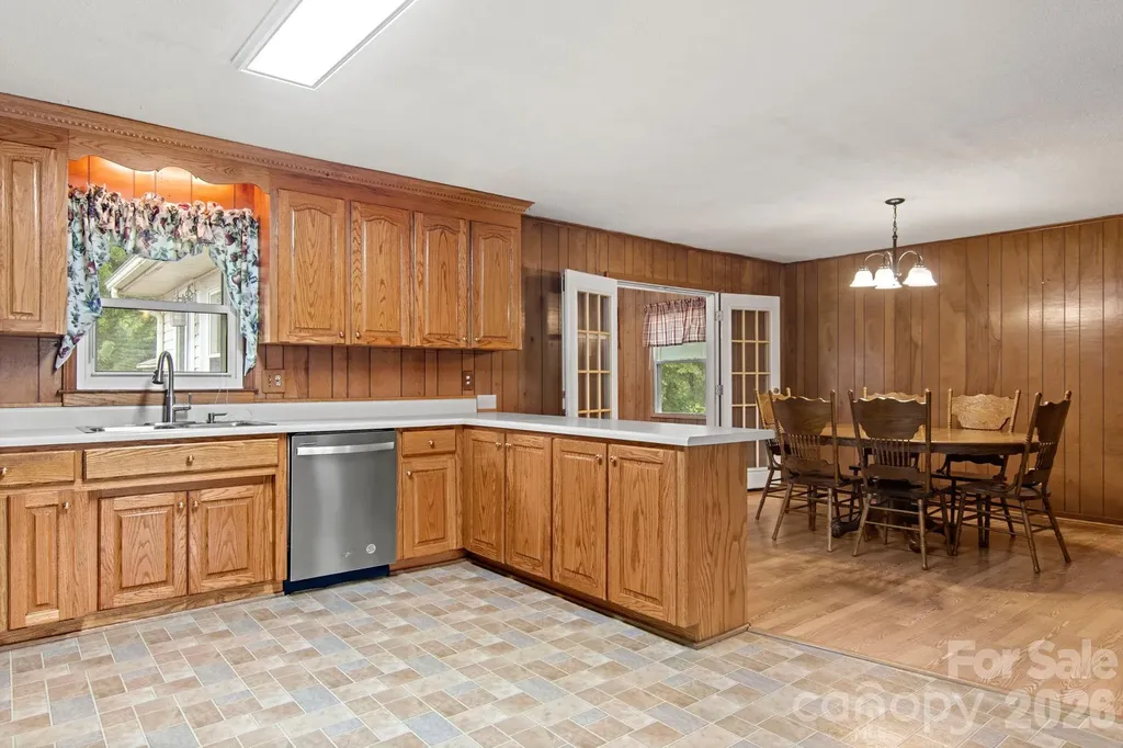 307 Somerset Drive Kings Mountain NC 28086