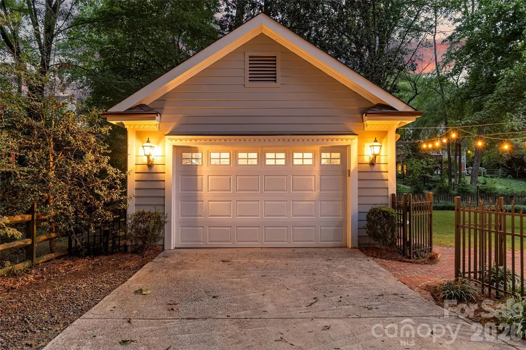 2501 Valencia Terrace Charlotte NC 28226