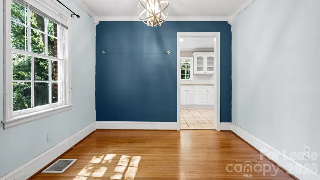 2126 Arnold Drive Charlotte NC 28205