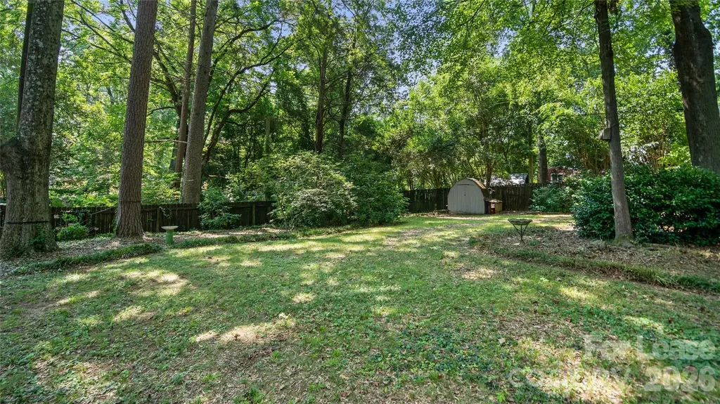 2126 Arnold Drive Charlotte NC 28205