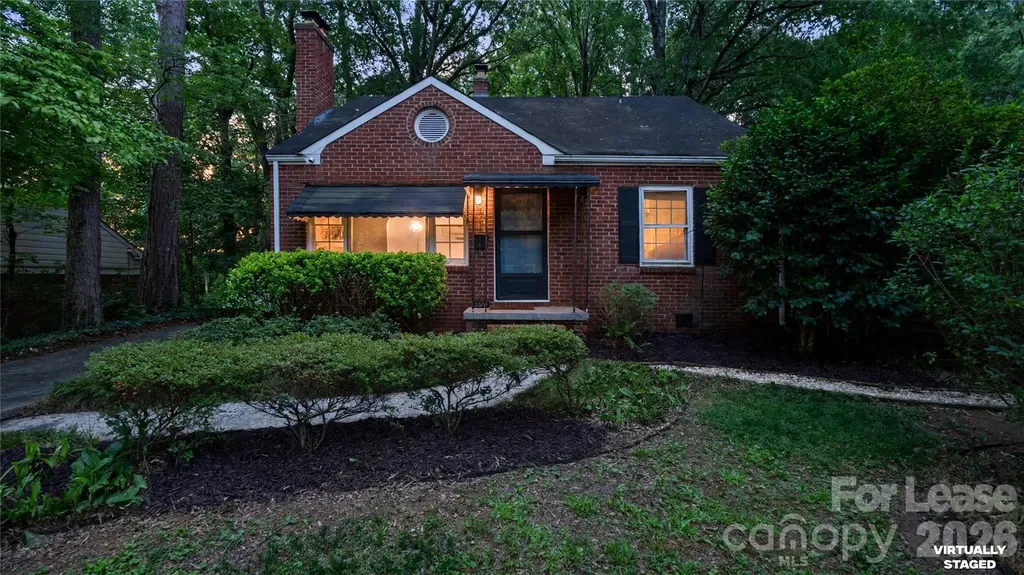 2126 Arnold Drive Charlotte NC 28205