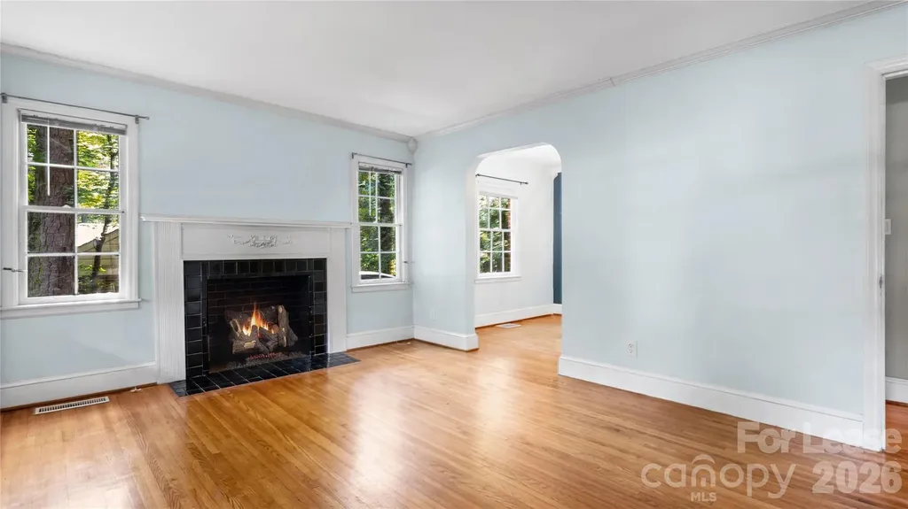 2126 Arnold Drive Charlotte NC 28205