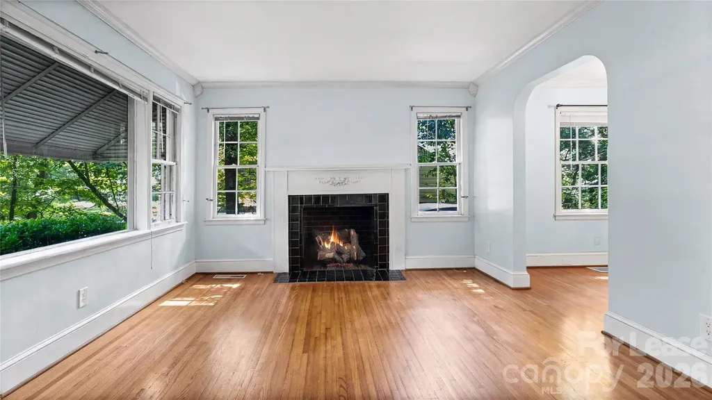 2126 Arnold Drive Charlotte NC 28205