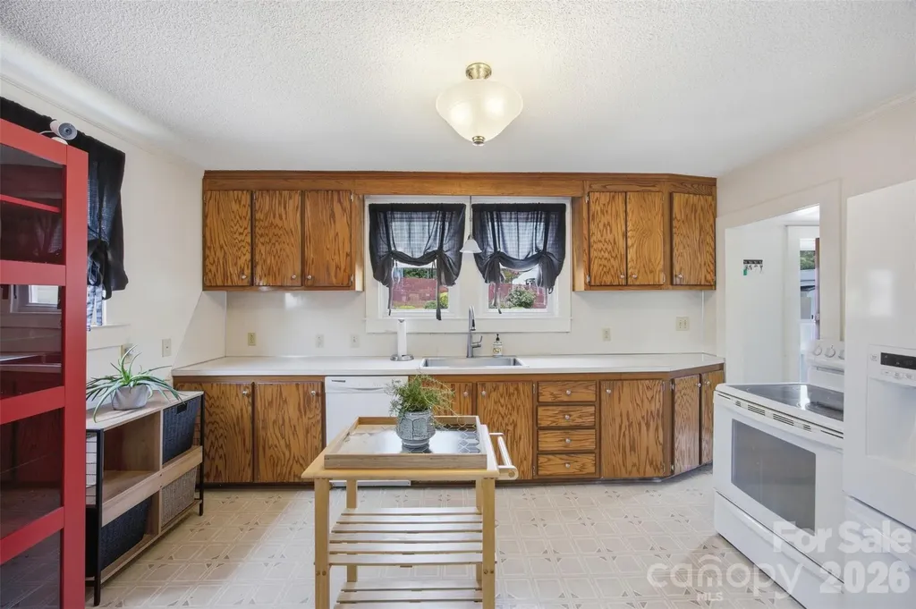 114 York Avenue Kannapolis NC 28083