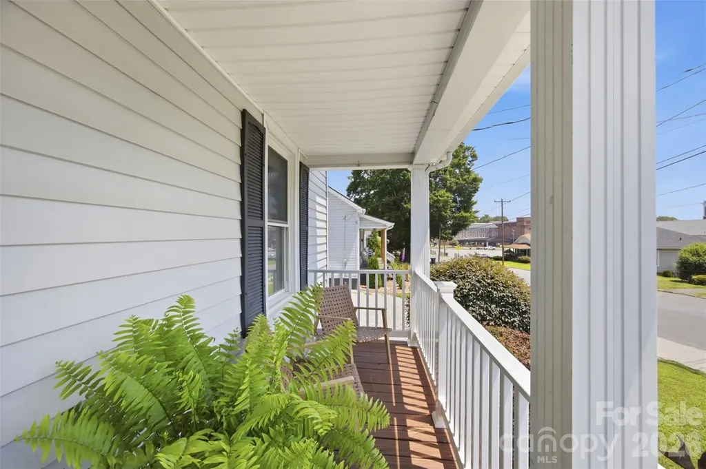 114 York Avenue Kannapolis NC 28083