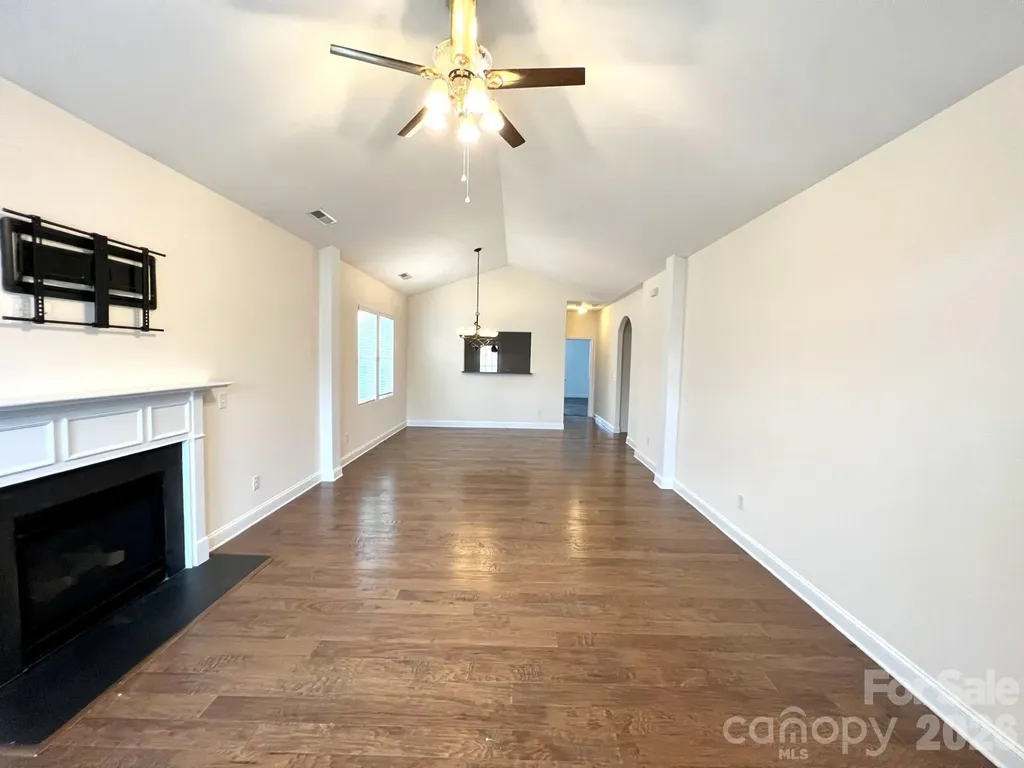 11017 Hat Creek Lane Kannapolis NC 28036