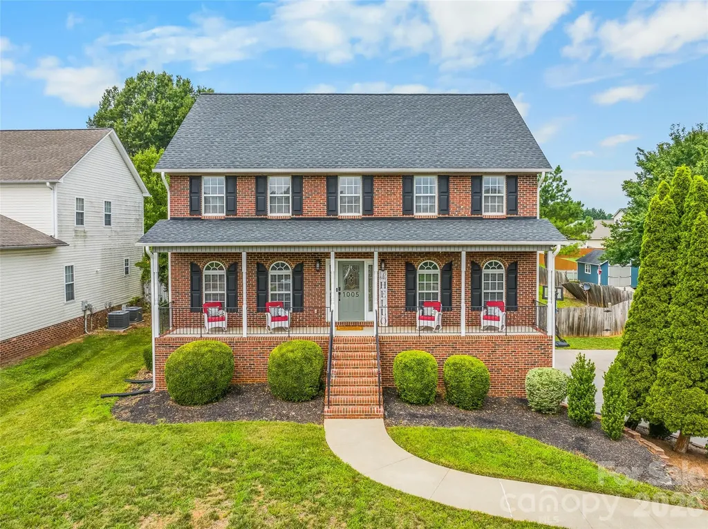 1005 Lisa Run Drive Kernersville NC 27284