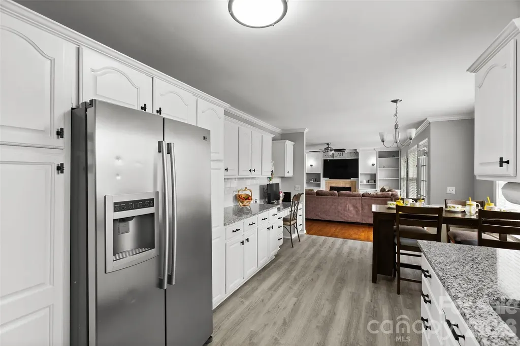 1005 Lisa Run Drive Kernersville NC 27284