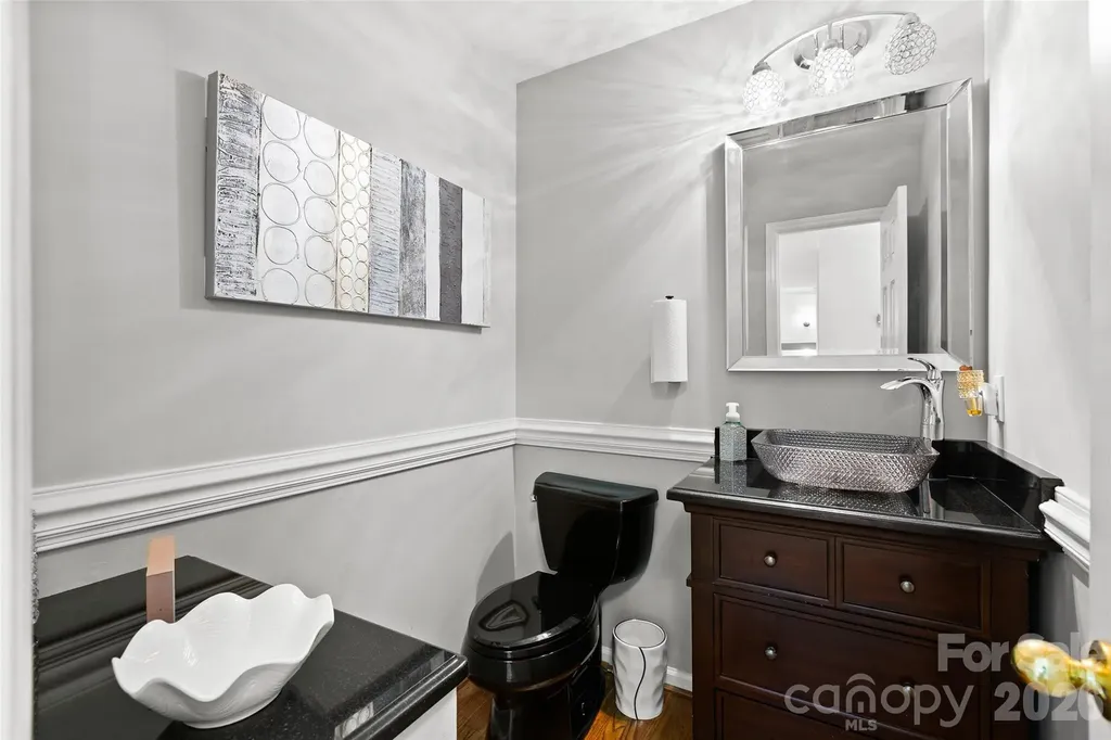1005 Lisa Run Drive Kernersville NC 27284