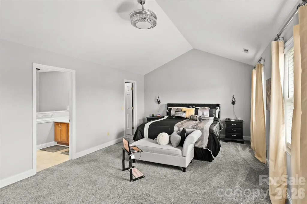 1005 Lisa Run Drive Kernersville NC 27284